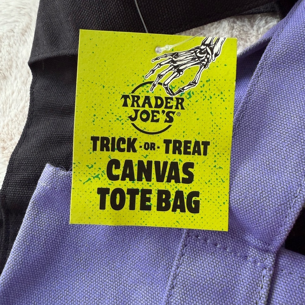 NWT (Set of 4) Trader Joe’s Halloween Mini Canvas… - image 12